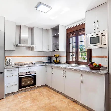 Awesome In Benaoján