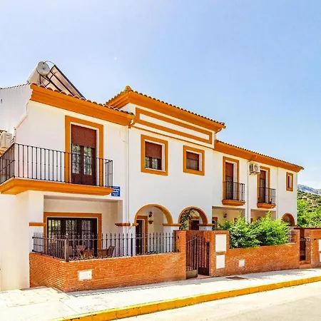 Awesome In Benaoján